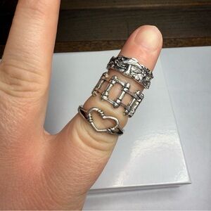 🧩3 for $30 Edgy Silver Ring Set